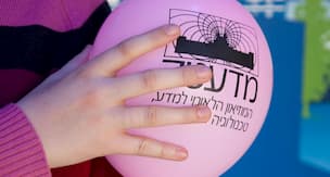 ניסויים לילדים בבית: חשמל סטטי